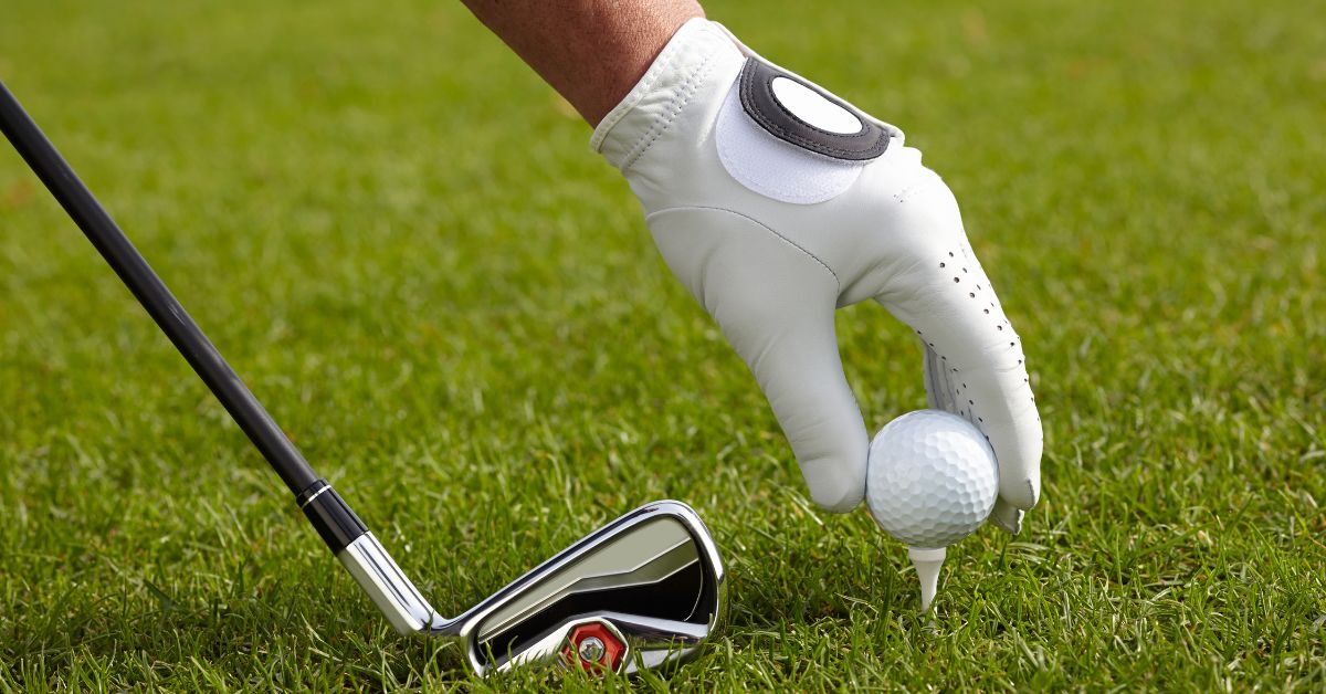 Vredenburg Golf Club - Man placing a golf ball on a tee