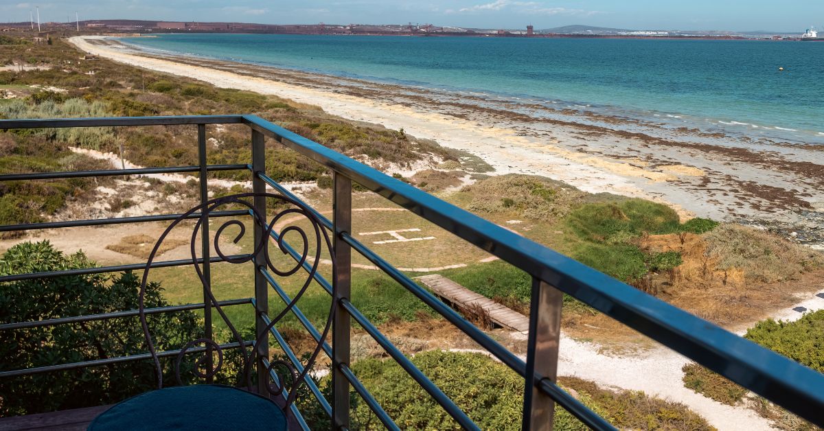 Beach Accommodation West Coast feature image