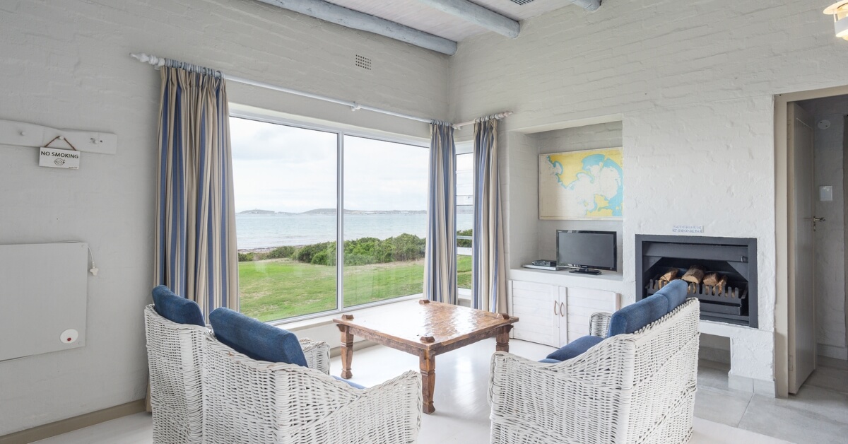 A room in a self catering cottage at Blue Bay Lodge